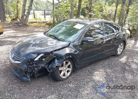 2010 Nissan Altima 2.5 S z USA, uszkodzony, nr VIN 1N4AL2AP9AN519559